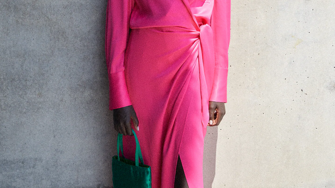 Primark versiona el vestido rosa de Zara más viral y lo vende más barato.