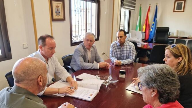 La Diputación de Granada renueva el alumbrado público de Pulianas para reducir el consumo y el gasto eléctrico