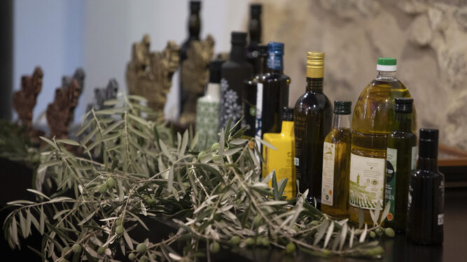 Aceite de oliva producido en Granada.