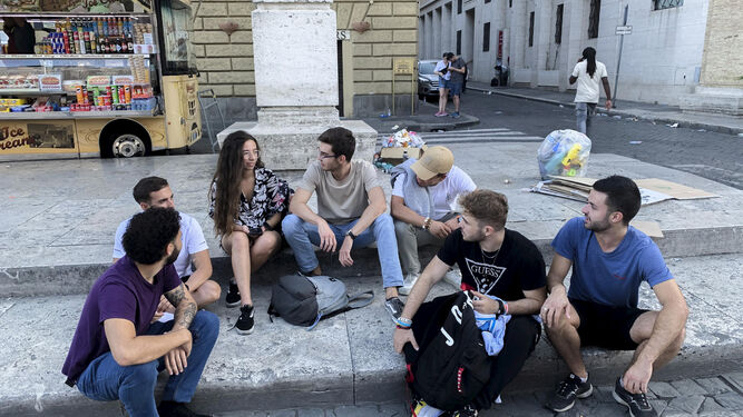 Un grupo de estudiantes españoles en Roma.