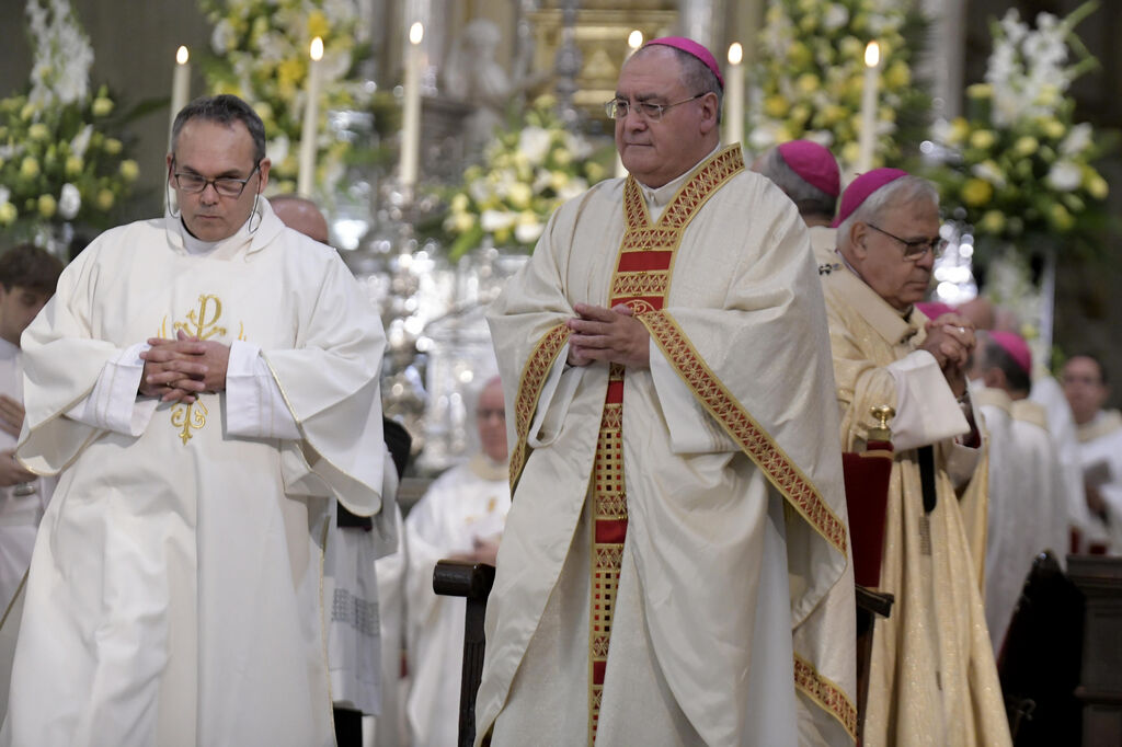 As&iacute; ha sido la toma de posesi&oacute;n del nuevo arzobispo coadjutor de Granada