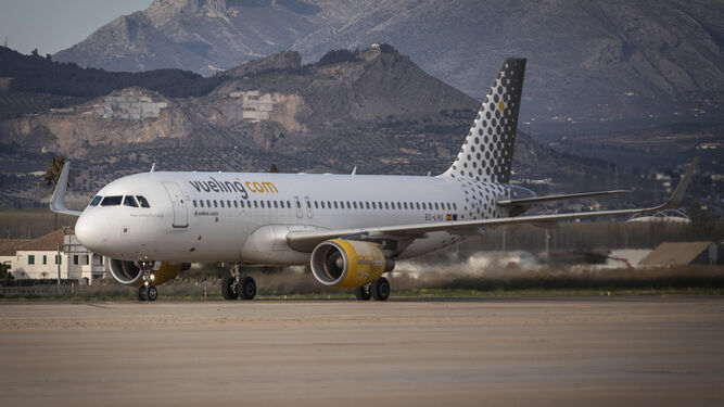 Avión procedente de Londres aterriza en Granada