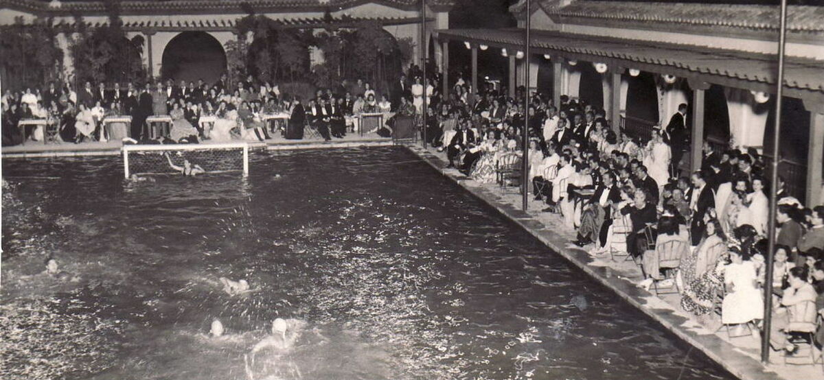 Un partido de waterpolo en la Inauguración del Estadio de la Juventud en 1946_