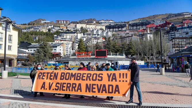 La Junta vuelve a urgir a la Diputación de Granada a que cree un retén de bomberos en Sierra Nevada