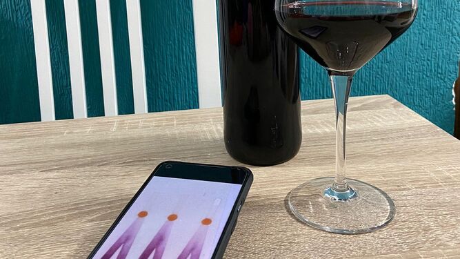 Averigua la cantidad de sulfito que tiene una copa de vino con el teléfono móvil