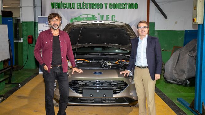 Ford Garum Motor lidera el proyecto de formación Vehículo Eléctrico y Conectado