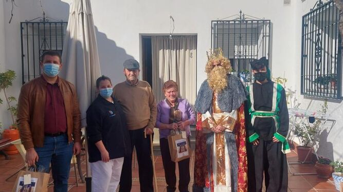 Los Reyes Magos visitarán a los vecinos  y ancianos de Monachil recluidos en sus casas