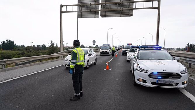 Reabierta al tráfico la A-92 dirección Sevilla en Santa Fe tras el accidente de un camión el lunes