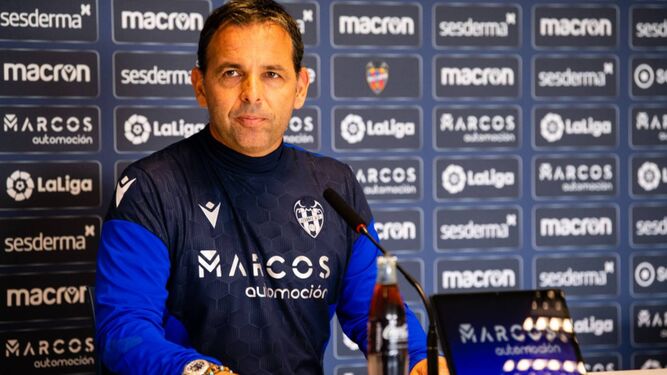 Javi Calleja, entrenador del Levante