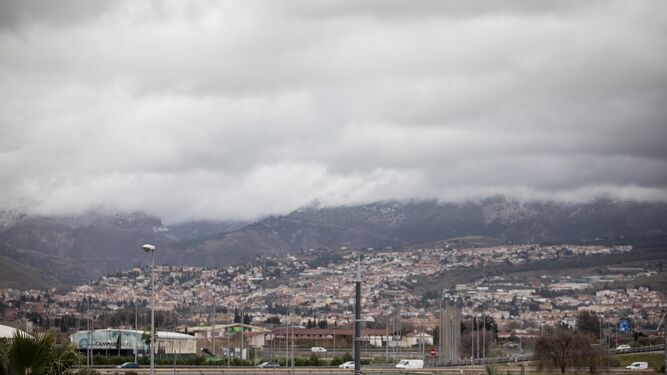 Nubes sobre Granada, esta mañana.
