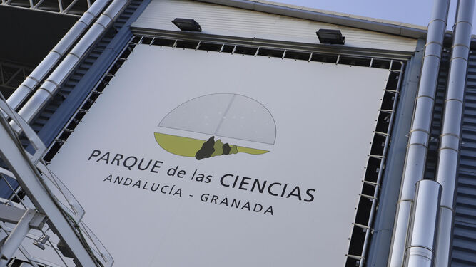 Trabajadores del Parque de las Ciencias de Granada estudiarán denunciar al concejal Antonio Cambril