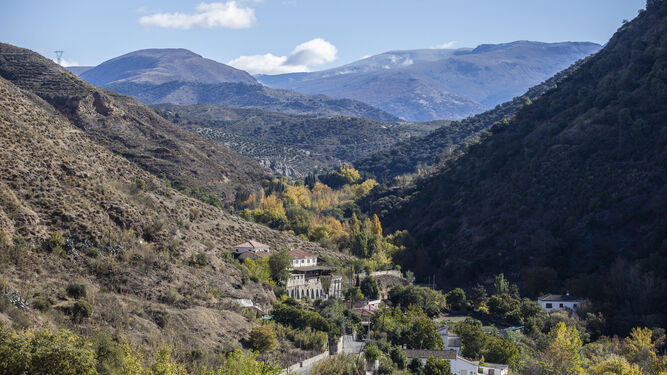 Imagen de archivo del valle del río Darro en Granada