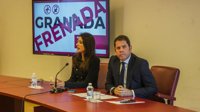 Myriam Martínez y Gerardo Cuerva, durante la presentación del estudio