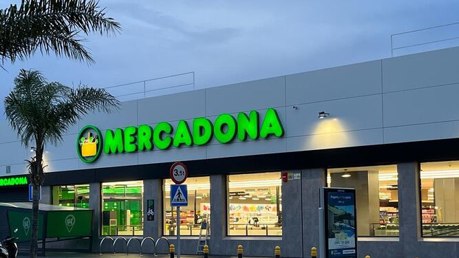 Mercadona reabre su supermercado de Almuñécar tras el proceso de reforma