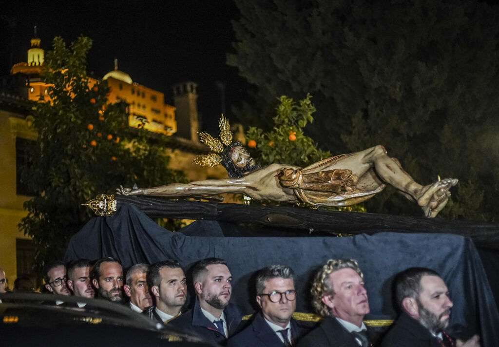 Cuaresma en Granada: v&iacute;a crucis con el Cristo de los Favores
