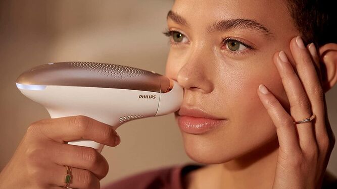 Compacta, efectiva y con resultados duraderos: así es la depiladora de luz pulsada Philips rebajada un 30% en Amazon