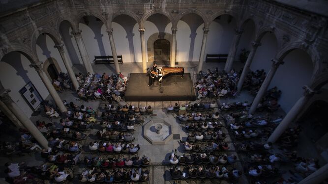 El Festival de Música de Granada aplaza la venta de abonos por un fallo técnico