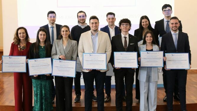 Dos estudiantes de la Escuela de Informática de la Universidad de Granada, premiados a nivel nacional por sus trabajos de fin de grado