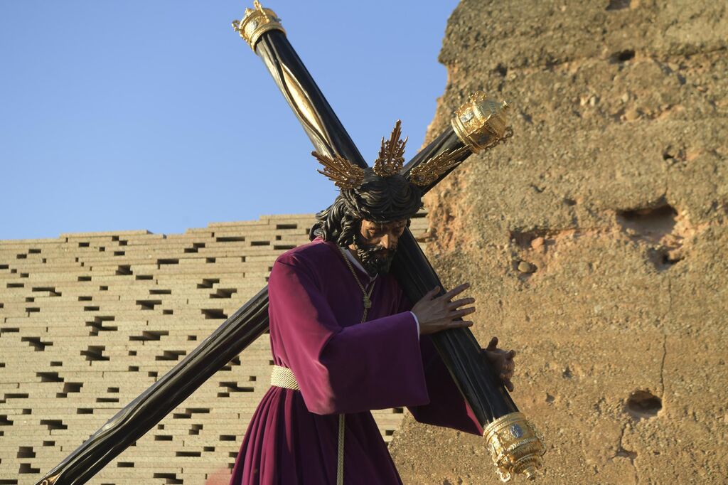 Galer&iacute;a: La Estrella sube en v&iacute;a crucis al Cerro de San Miguel