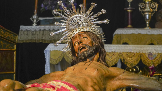 Tradicional y Devoto Besapiés del Santísimo Cristo de San Agustín, Sagrado protector de Granada. ARCHIVO (Granada Hoy)