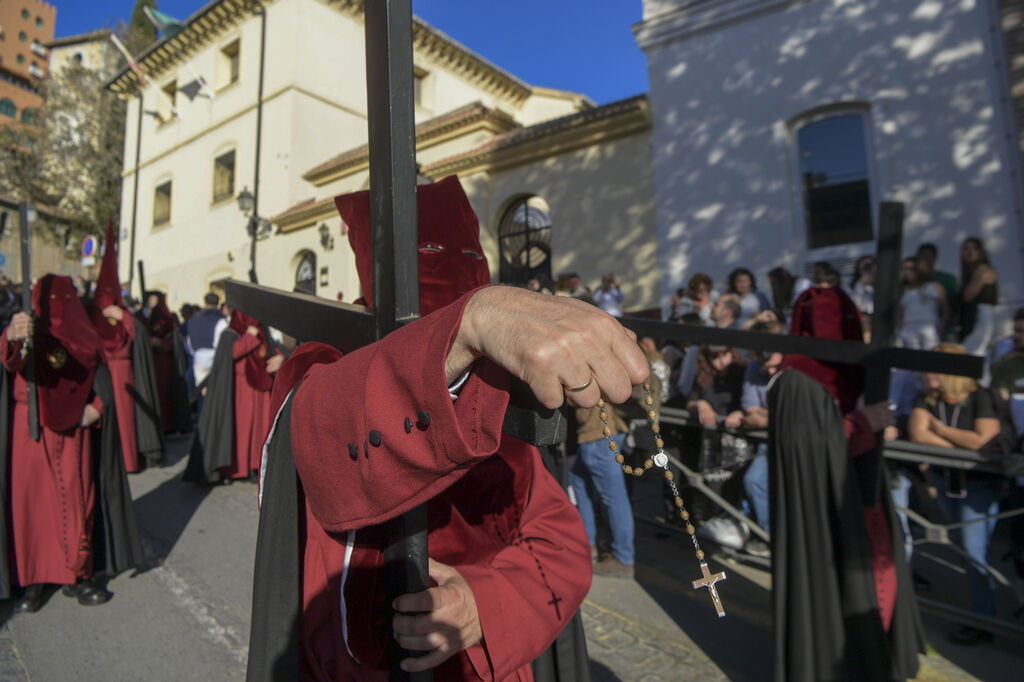 Las mejores fotos del Viernes Santo en Granada
