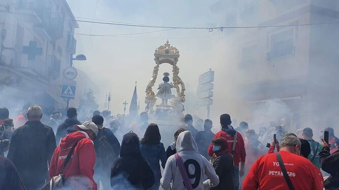 Imagen de la procesión remitida por el Ayuntamiento de Cúllar Vega.