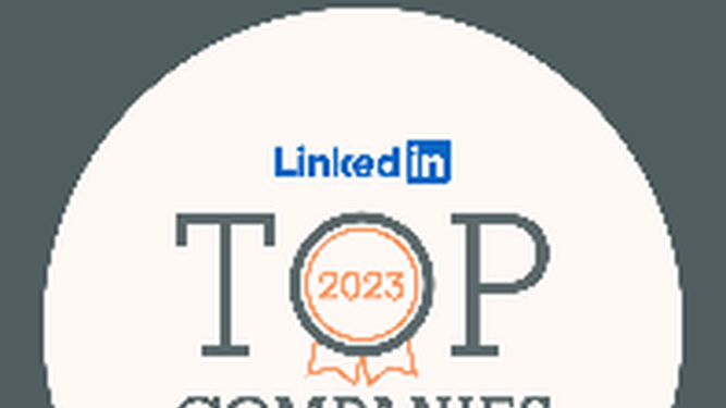 Sello del ranking de LinkedIn Top Companies 2023.