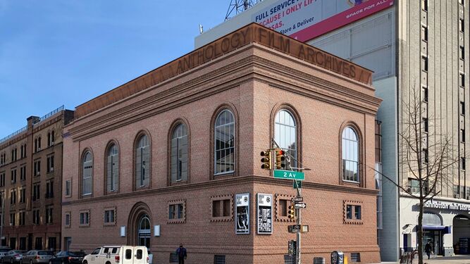El edificio en Manhattan donde se ubica el Anthology Film Archives.