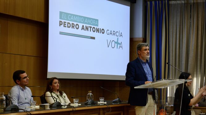 Pedro Antonio García, ayer en Ciencias Políticas y Sociología.