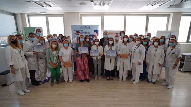 El Hospital Virgen de las Nieves premia a los servicios clínicos con mayor adherencia a la higiene de manos