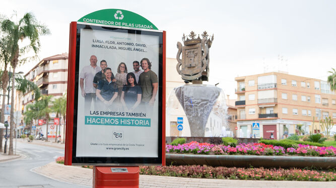 Una campaña publicitaria se cuela en las elecciones municipales para  destacar la labor de los empresarios de la Costa