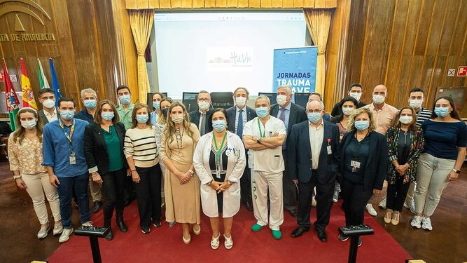 Hospital Virgen de las Nieves reúne a un centenar de expertos en la atención integral a traumas graves