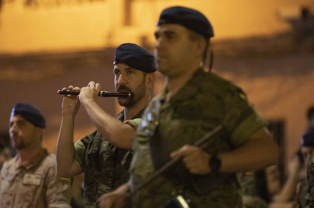 Las Fuerzas Armadas ensayan el desfile por las calles de Granada