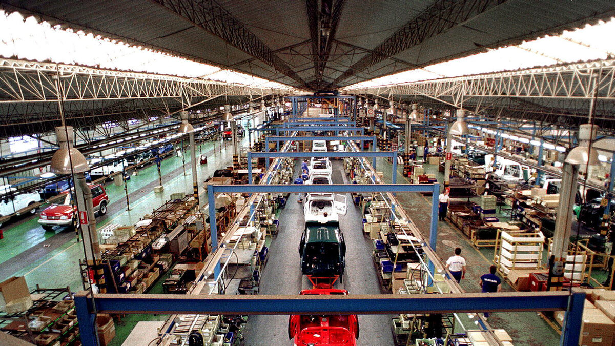 Una imagen de la antigua fábrica de Santana Motor en Linares (Jaén).
