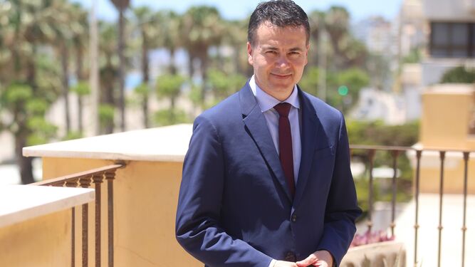 El ministro de Industria, Comercio y Turismo, Héctor Gómez, este miércoles, en la Subelegación del Gobierno de Málaga.