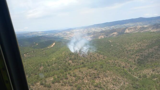 Extinguido el fuego forestal declarado en Jayena