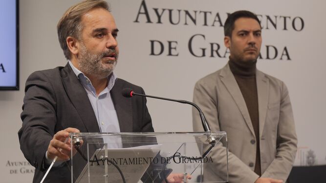 El PSOE califica de "lamentable" el inicio del Gobierno municipal de Granada y pide a Carazo que gobierne
