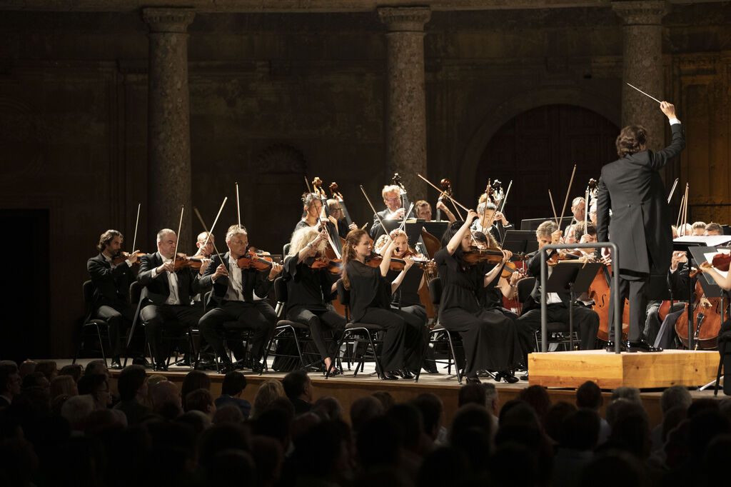 As&iacute; ha sido el concierto de la Filarm&oacute;nica de Luxemburgo en el Palacio de Carlos  V  durante el Festival de M&uacute;sica y Danza de Granada
