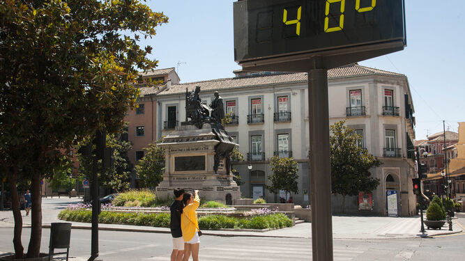 Tiempo en Granada | No cesan las altas temperaturas en la provincia y continúa el aviso amarillo por la ola de calor