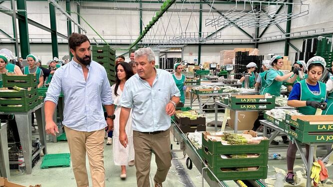 Vox impulsará la subida de salarios y reducirá  las cargas sobre las empresas para la  generación de empleo en Granada