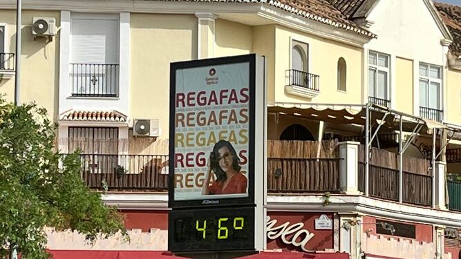 Un termómetro en las calles de Granada.