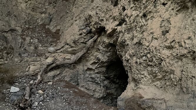 Haz una excursión a estas cuevas de Granada