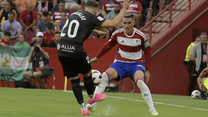 La presencia de Callejón en el once no está del todo claro si juega Boyé de titular.