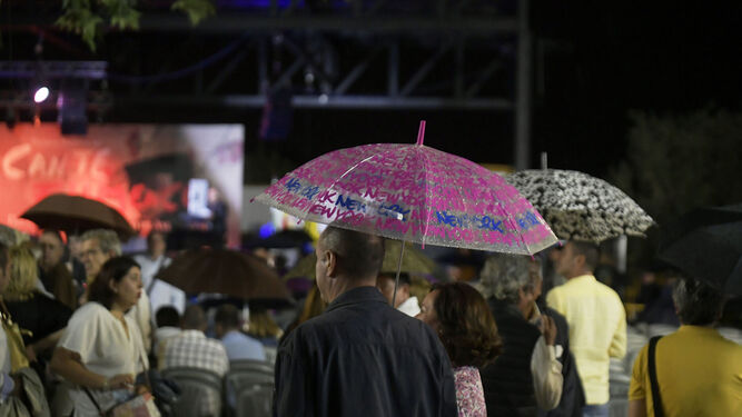 El Festival flamenco de Ogíjares se vió afectado por la lluvia