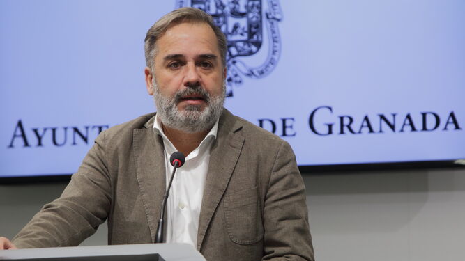 Jacobo Calvo, viceportavoz del PSOE en el Ayuntamiento de Granada.