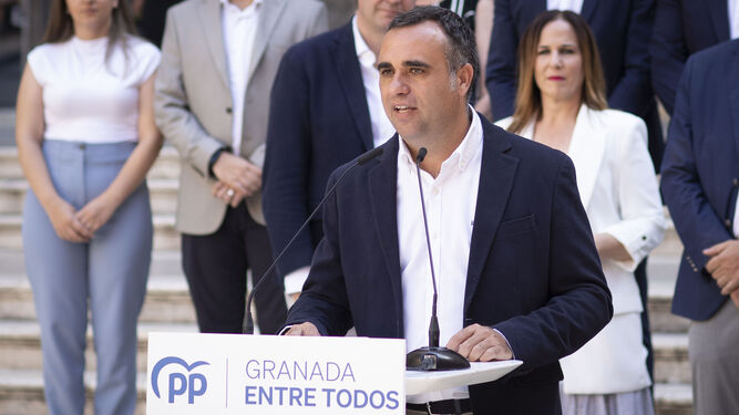 Imagen de archivo del alcalde de Alhendín, Francis Rodríguez, en un acto del PP