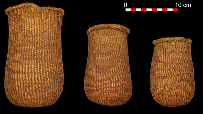 Descubren los cestos más antiguos del sur de Europa en la Cueva de los Murciélagos de Albuñol