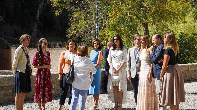 Visita de los acompañantes de los líderes europeos al Albaicín de Granada