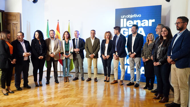 El equipo de Gobierno de la Diputación de Granada, tras presentar el balance de los cien días