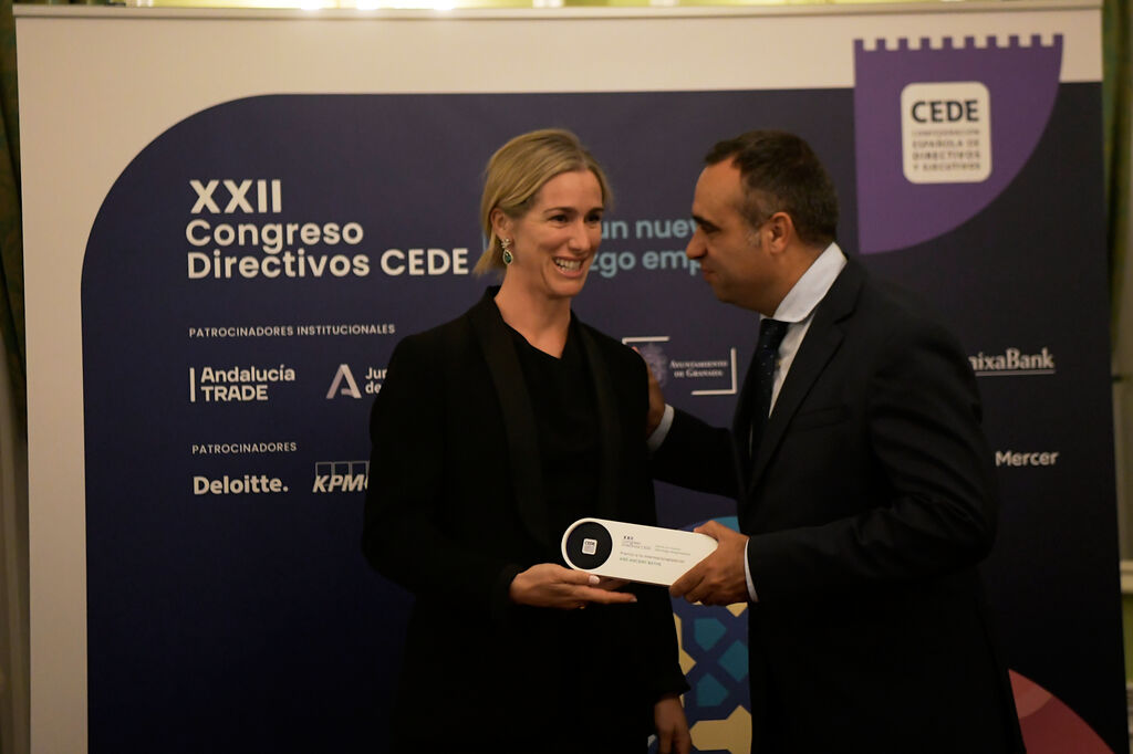 Las mejores im&aacute;genes de la entrega de premios de la Fundaci&oacute;n CEDE a empresas y directivos en Granada